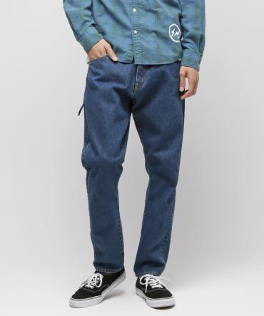 Stone washed taperd denim pants