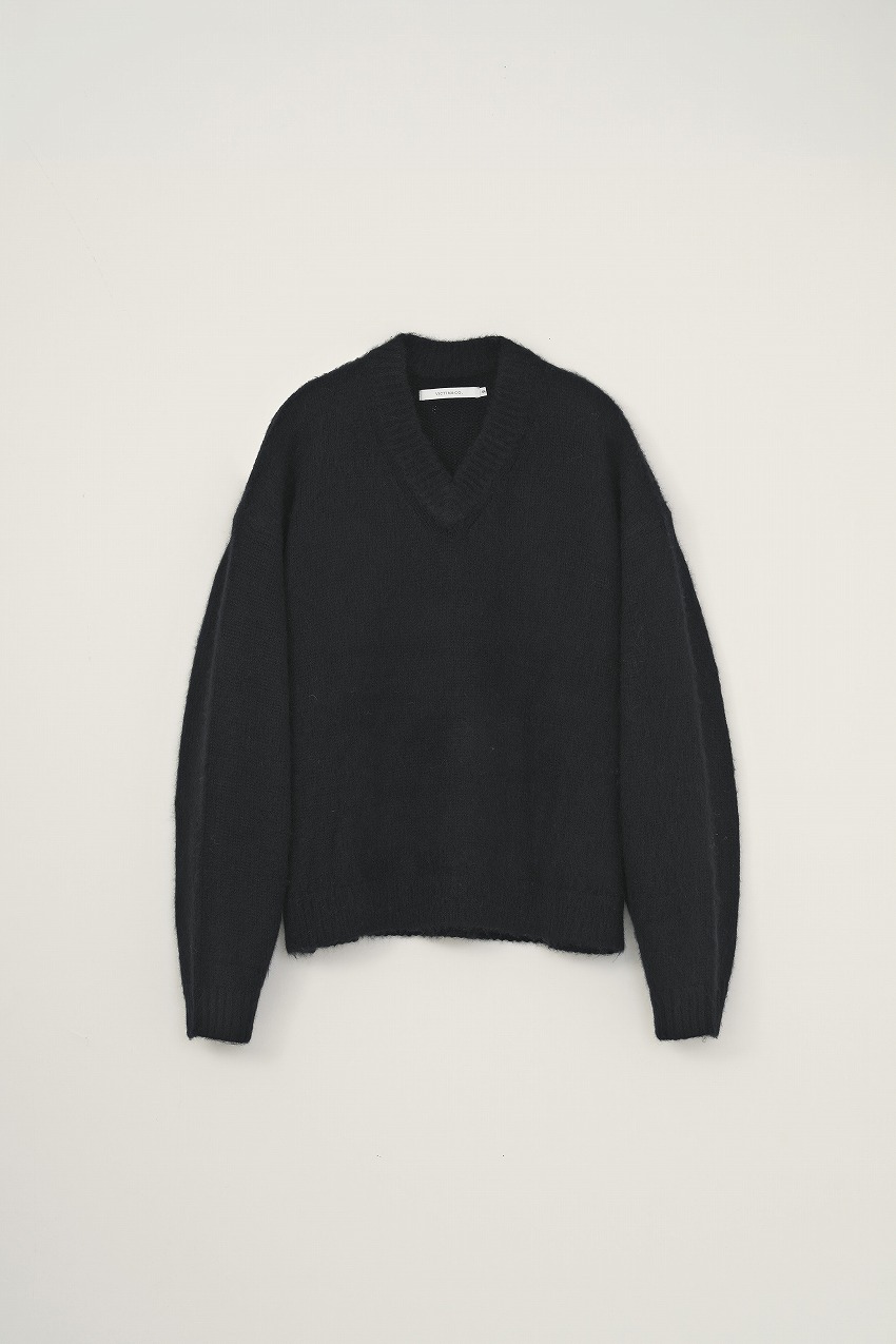 RACCON V-NECK KNIT / BLACK
