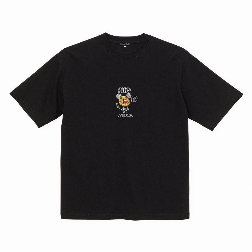 Mad tiger embroidart big silhouette tee *ブラック*