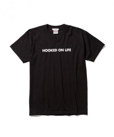 "HOOKED ON" TEE *ブラック*