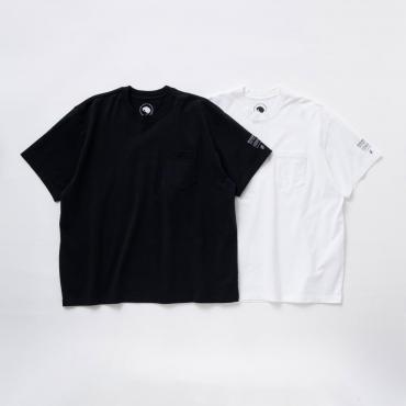 PACK TEE BIG SILHOUETTE CREWNECK *ブラック*