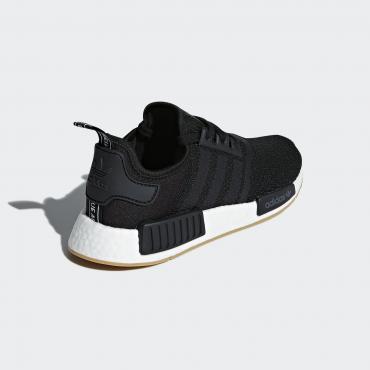 NMD R1 *コアブラック*