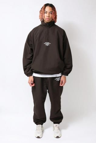 HALF ZIP SWEAT SHIRT *ブラック*