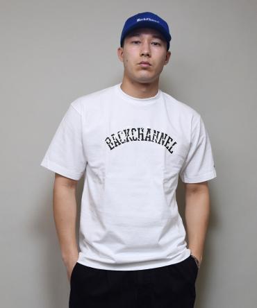 SMOKE COLLEGE LOGO T / WHITE