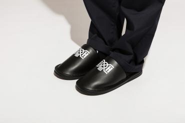 BxH LOGO SLIPPER *ブラック*