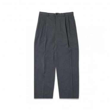 Striped Pleated Trouser *グレー*
