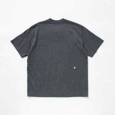 FLAG POCKET TEE *チャコール*