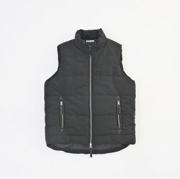 DOWN VEST *ブラック*