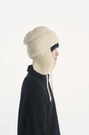×CA4LA / EAR FLAP KNIT CAP / WHITE