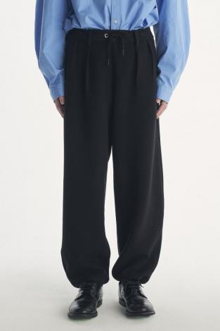 TECH SWEAT PANTS / BLACK