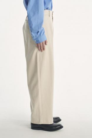 EASY CHINO SLACKS / OFF WHITE