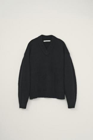 RACCON V-NECK KNIT / BLACK