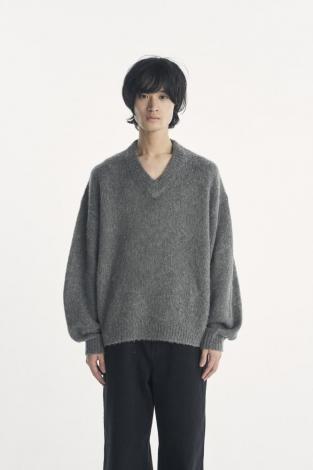 RACCON V-NECK KNIT / GRAY