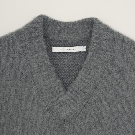 RACCON V-NECK KNIT / GRAY
