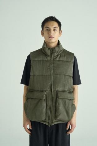 VINTAGE EFFECT PADDED VEST *カーキ*