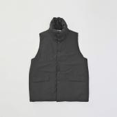 LIGHT DOWN VEST *ブラック*