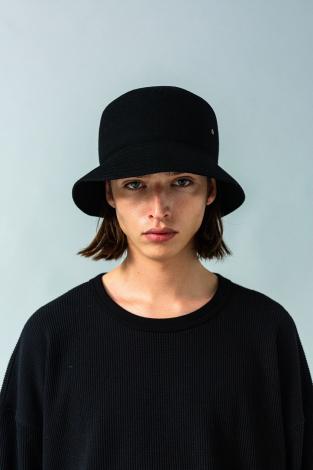 VICTIM×CA4LA / FELT BUCKET HAT *ブラック*