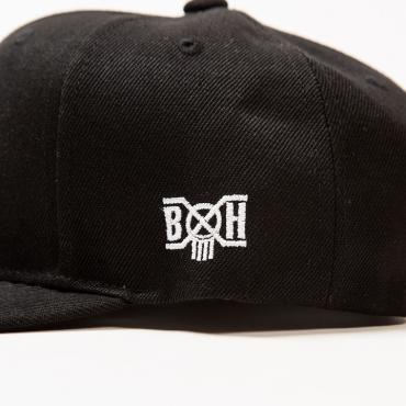 BxH LANCERS SKULL SNAP BACK CAP *ブラック*