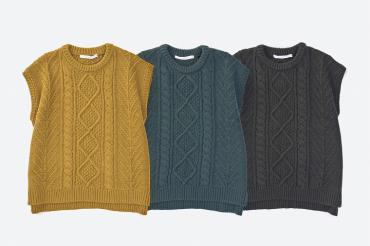 CABLE KNIT VEST *ブラック*