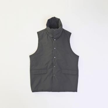 DOWN VEST *ブラック*