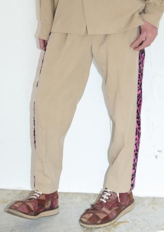 LEOPARD LINE EASY SLACKS *グレー×イエローグリーン系ヒョウ柄/サックス*