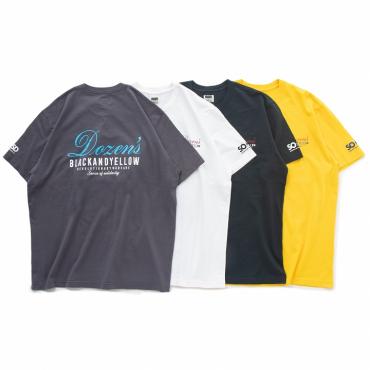 SCRIPT DOZENS TEE *ホワイト*