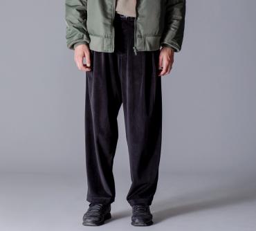 VELOR WIDE SLACKS *ブラック*