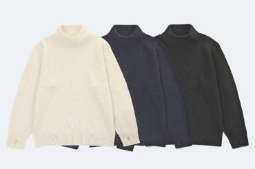 MOCKNECK KNIT *オフホワイト*