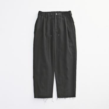 DAMEGE ANKLE PANTS *ブラック*