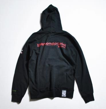 × UP IN SMOKE PULLOVER PARKA *ブラック*