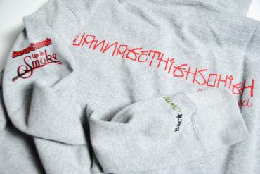 × UP IN SMOKE PULLOVER PARKA *ミックスグレー*