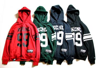 FOOTBALL PULLOVER PARKA *レッド*