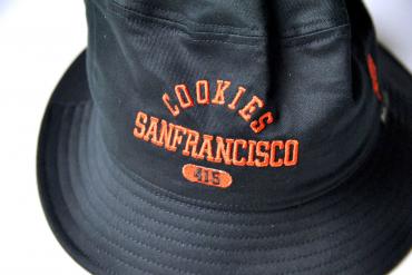 COLLEGE LOGO HAT **ブラック*