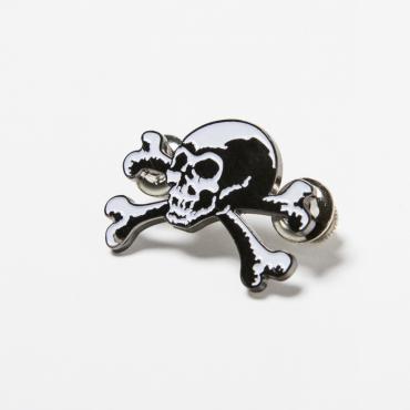 BxH OLD SKULL PIN