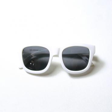 BxH 1984 GLASS *ホワイト*