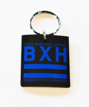 B×H PVC KEY HOLDER　*ブラック/ブルー*