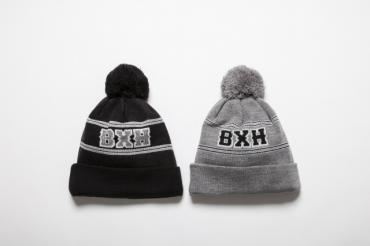 B×H FOOTBALL LOGO KNIT CAP*ブラック*