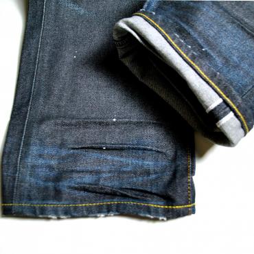 ONE YEAR WASH WIDE STRAIGHT DENIM PANTS