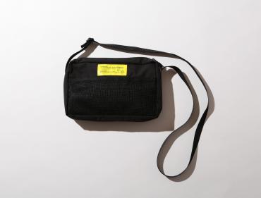 BxH LOGO SHOULDER BAG *ブラック*