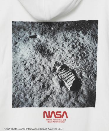 NASAコラボ BACK PHOTO LOGO Hoodie[LEC801]ホワイト