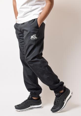 NYLON TRACK PANTS *ブラック*