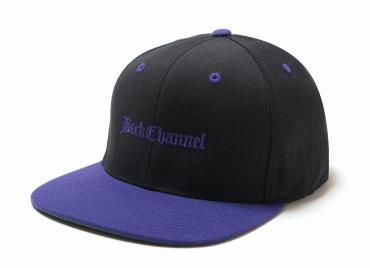 OLD ENGLISH SNAPBACK / BLACK x PURPLE