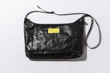 BxH CHEMICAL BUM LARGE SHOULDER BAG