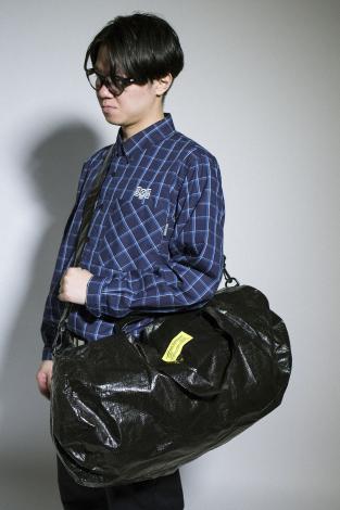 BxH CHEMICAL BUM TRAVEL BAG