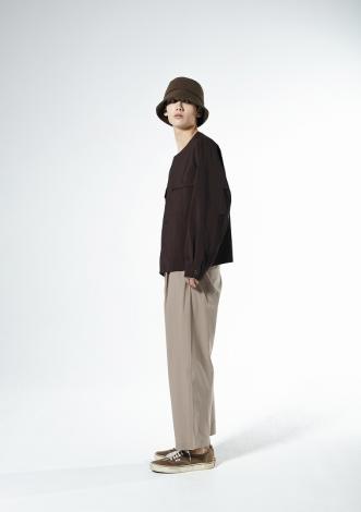 SEAMLESS WIDE EASY PANTS *ベージュ*