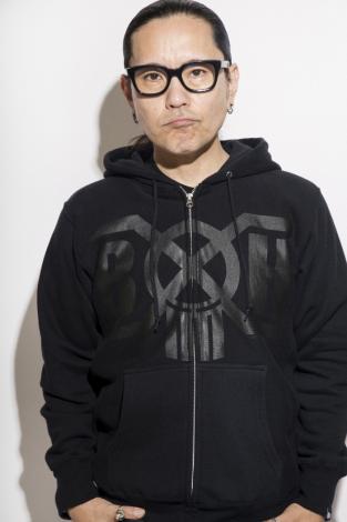 BxH BLACKxBLACK LOGO ZIP-UP PRAKA *ブラックxブラック*