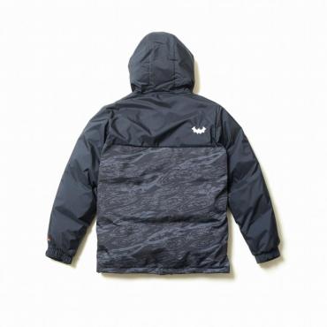 NANGA HOODED DOWN JACKET / GREY CAMO