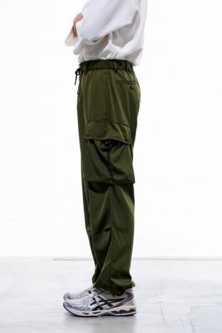 TECH CARGO PANTS *オリーブ*