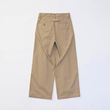 BUGGY CHINO PANTS *ベージュ*