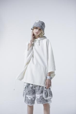 PONCHO PARKA *ホワイト*